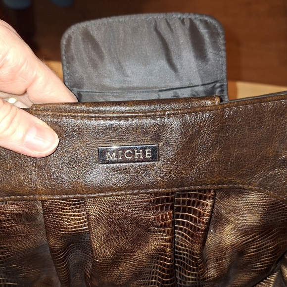 Miche Tara Demi Shell bag, Brown with Gold Hues, Faux Leather - Picture 2 of 9